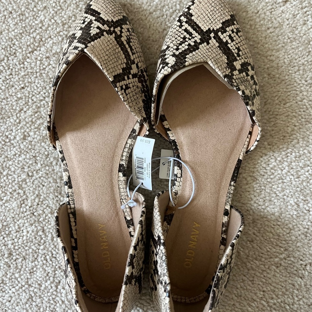 Old Navy snakeskin flats